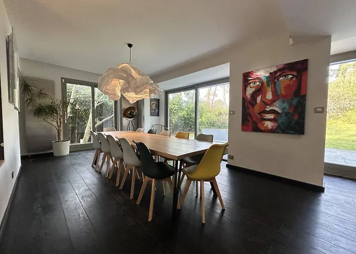 Lamaisonblanche Villa *